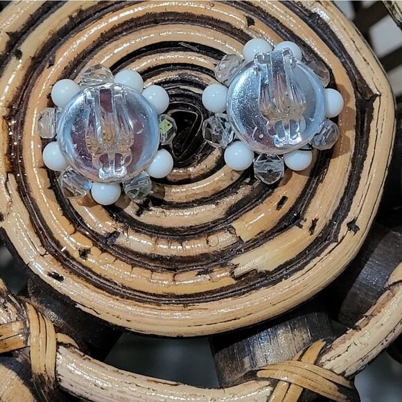 Vintage AB and White bead clip on earrings - Picture 5 of 6